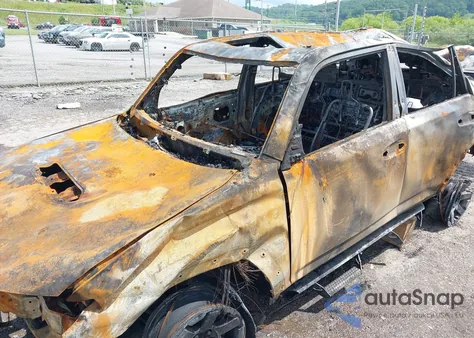 2023 Toyota 4Runner Trd Off Road Premium z USA, uszkodzony, nr VIN JTERU5JR1P6200734